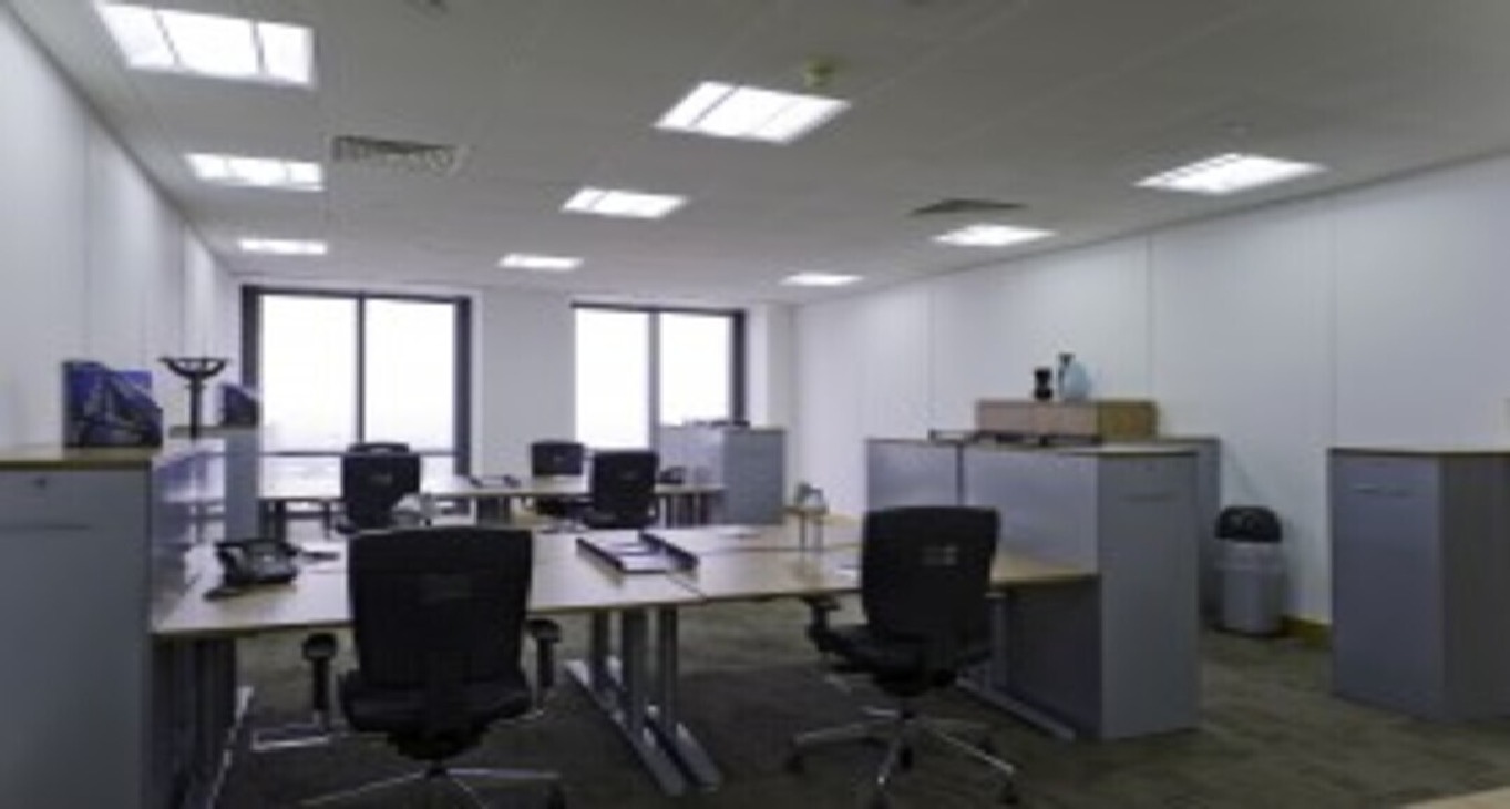 Rent office 25 Canada Square — photo 6