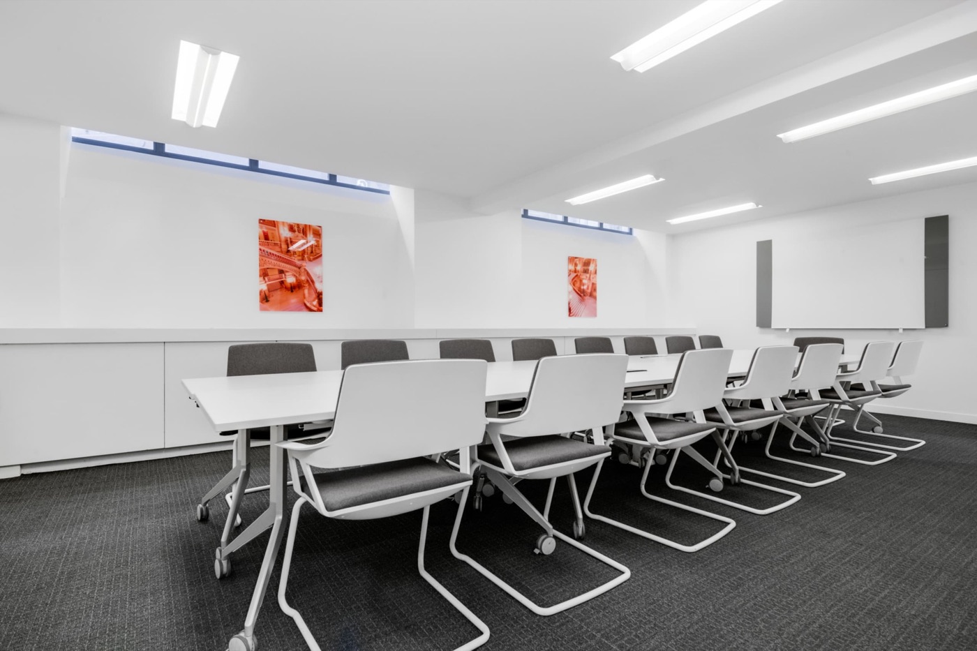 Rent office 27 AVENUE DE L'OPERA — photo 4