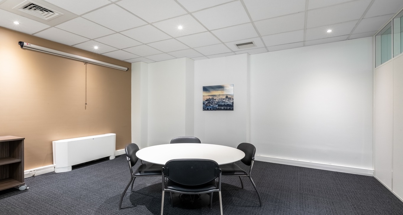 İş merkezi 28 Rue de l'Amiral Hamelin Rent office 28 Rue de l'Amiral Hamelin — photo 5