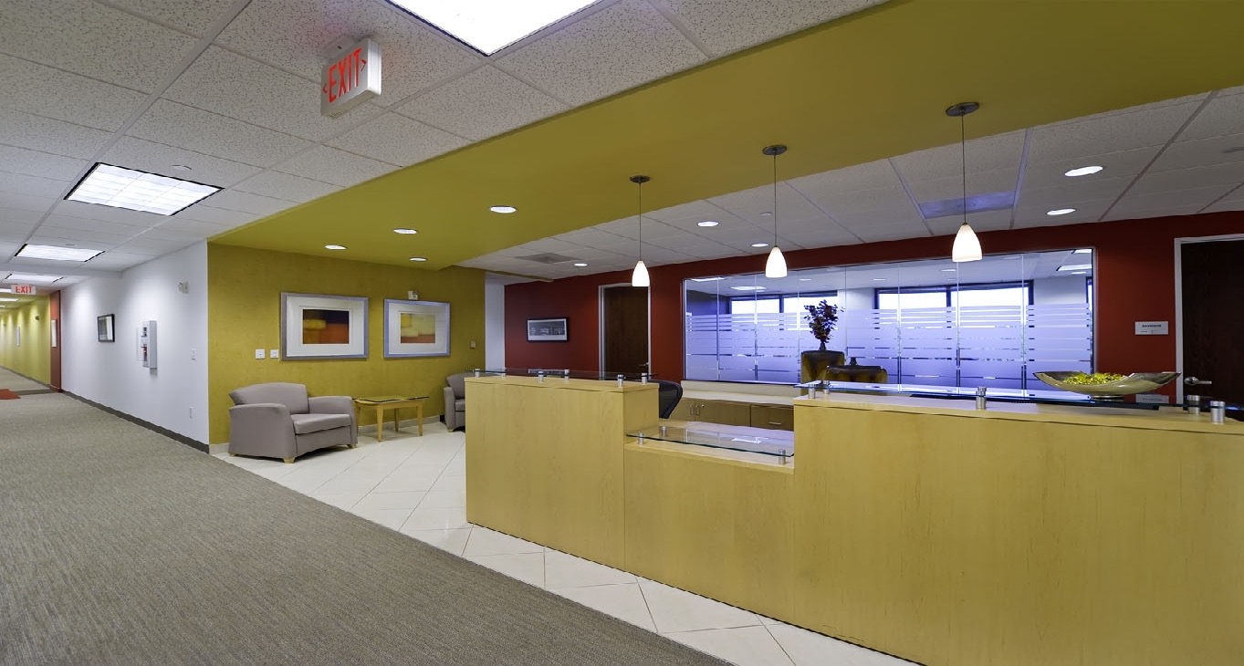 Rent office 301 McCullough Drive — photo 5