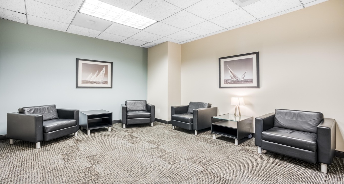 Rent office 30 South Wacker — photo 3