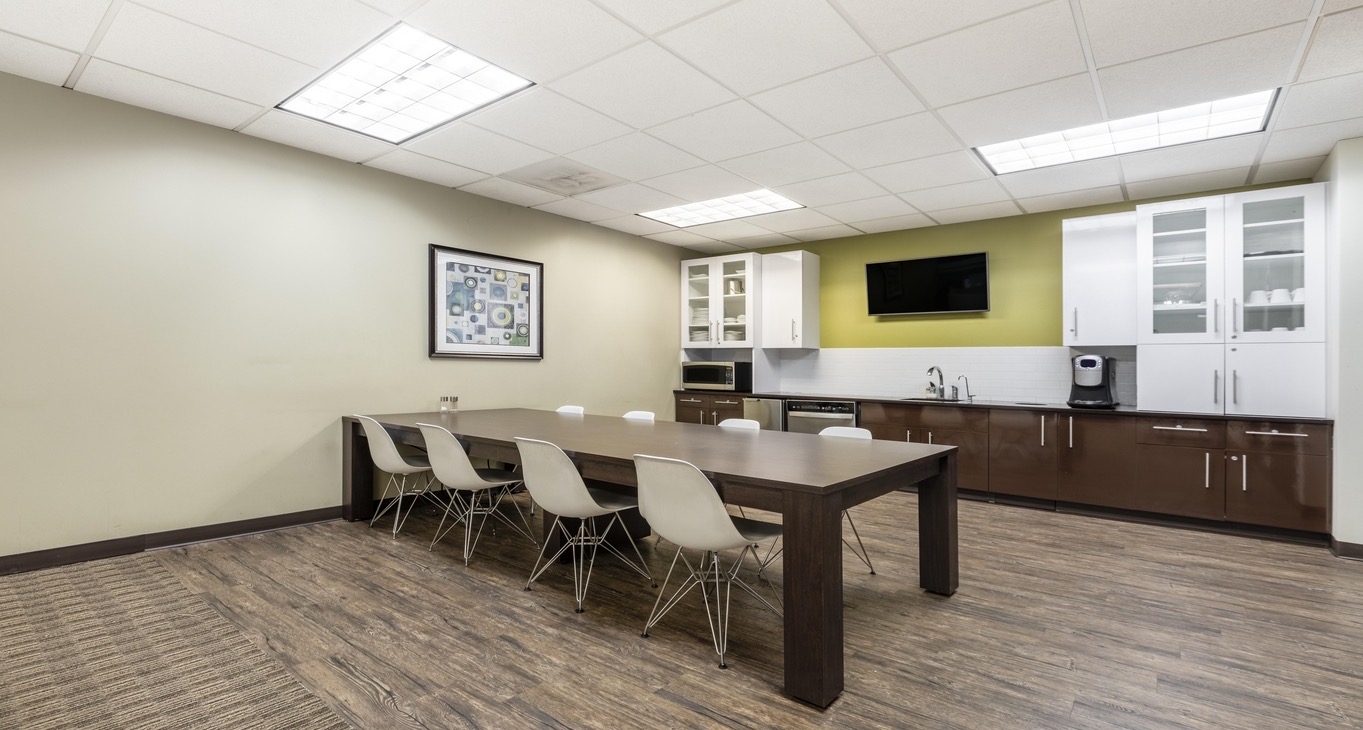 Centro de negocios 325-41 Chestnut Street Rent office 325-41 Chestnut Street — photo 4