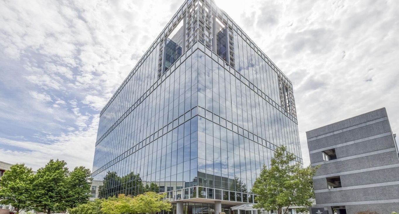 Rent office 3330 Cumberland Boulevard — photo 12