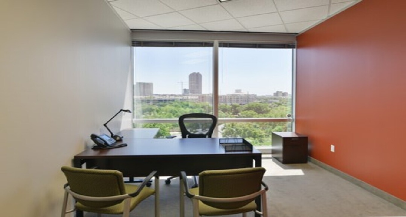 Rent office 3333 Lee Parkway — photo 14