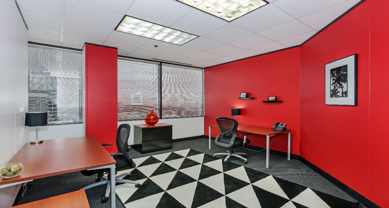 مركز أعمال 3730 Kirby Drive Rent office 3730 Kirby Drive — photo 5