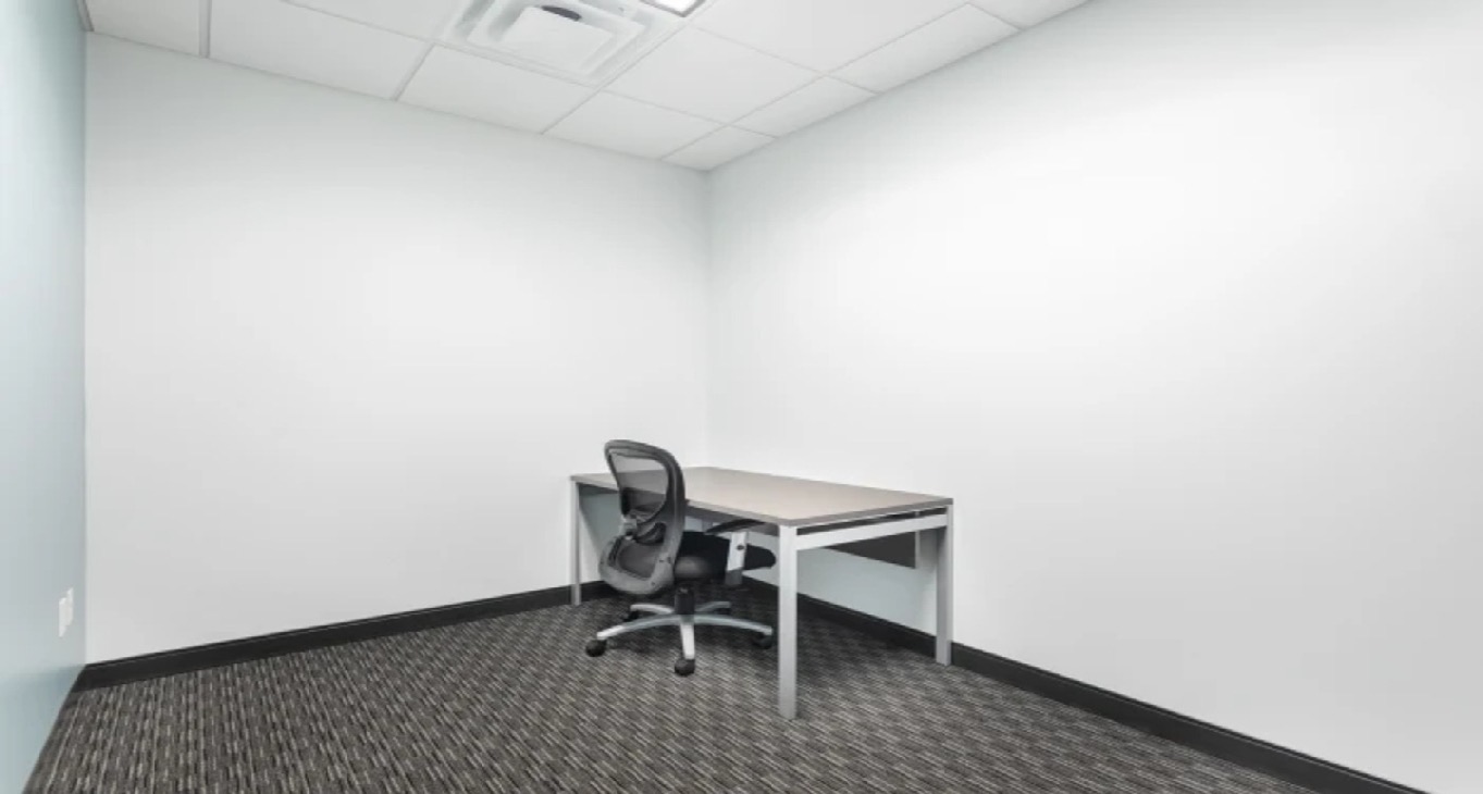 Rent office 400 North St. Paul Street — photo 6