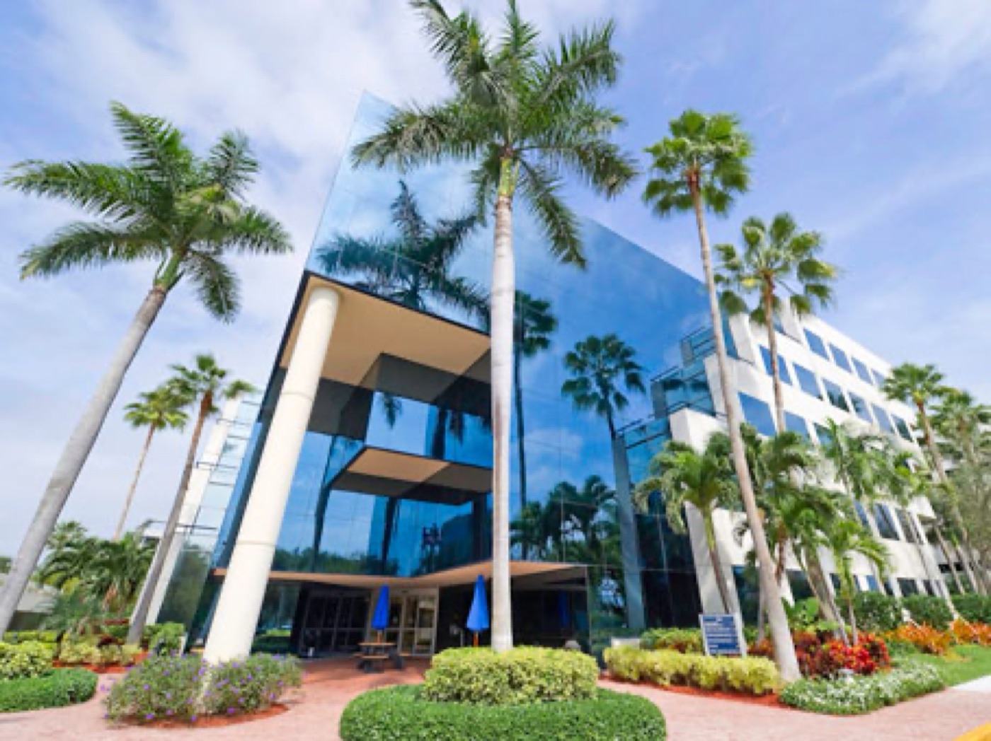 Rent office Biscayne Blvd., 4th Floor, 33180 — photo 2