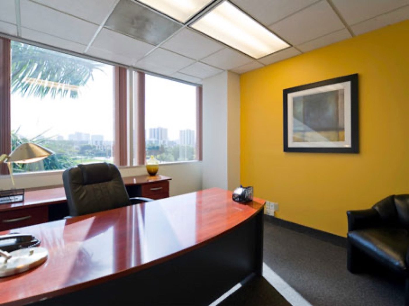 Rent office Biscayne Blvd., 4th Floor, 33180 — photo 4