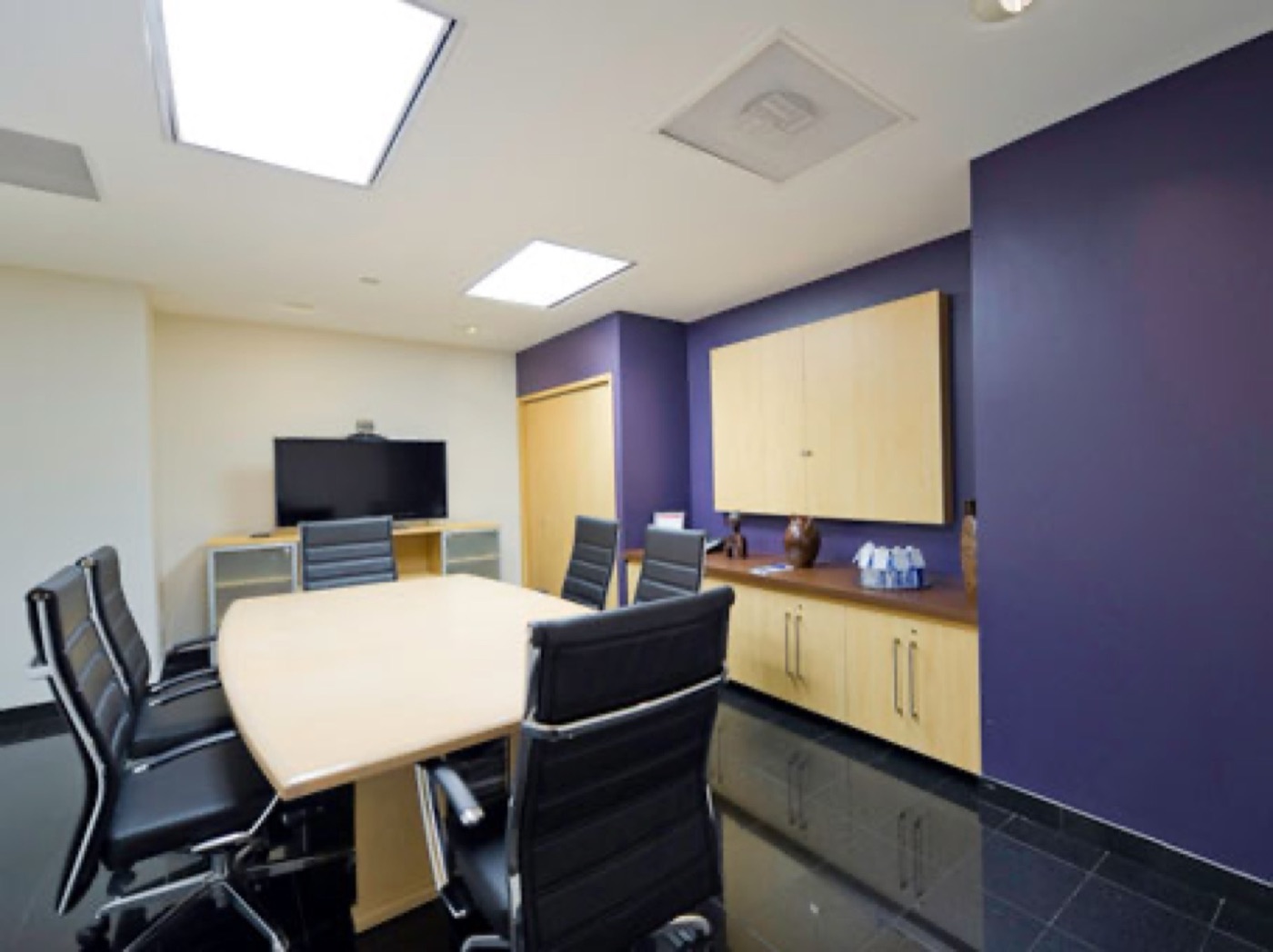 Rent office Biscayne Blvd., 4th Floor, 33180 — photo 6