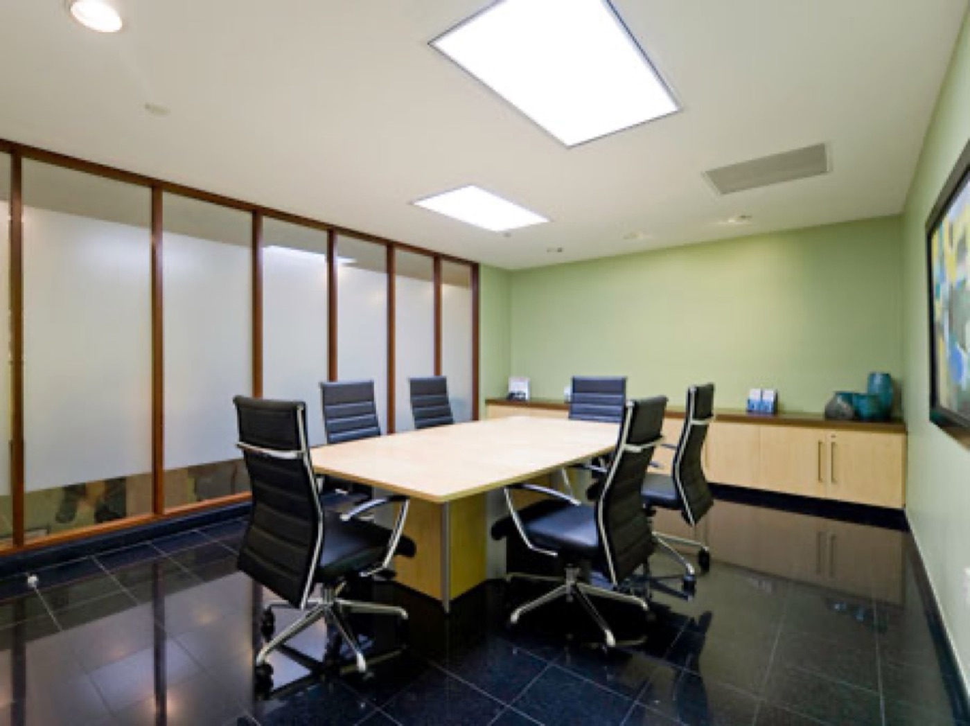 Rent office Biscayne Blvd., 4th Floor, 33180 — photo 7