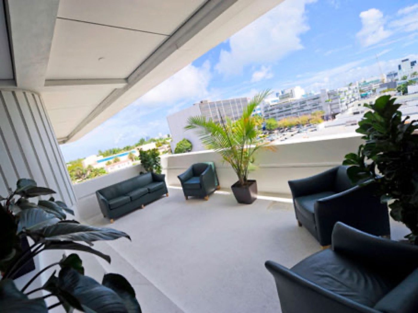 Business center 1111 Lincoln Road, 4th Floor Rent office 1111 Lincoln Road, 4th Floor — photo 8