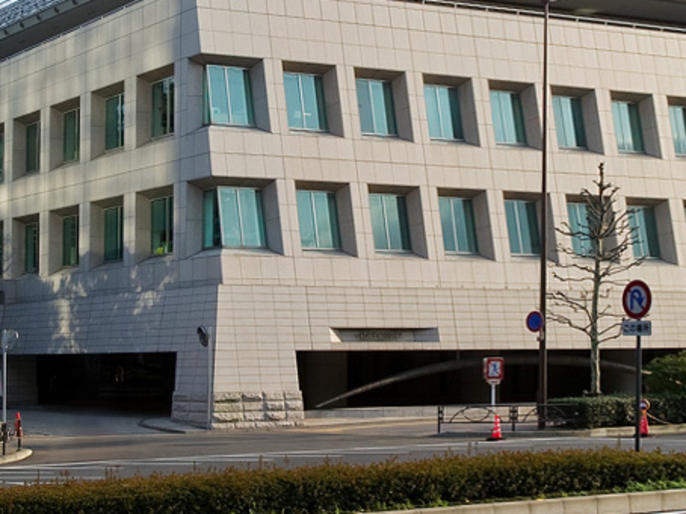 Business center Place Canada Rent office Place Canada — photo 12