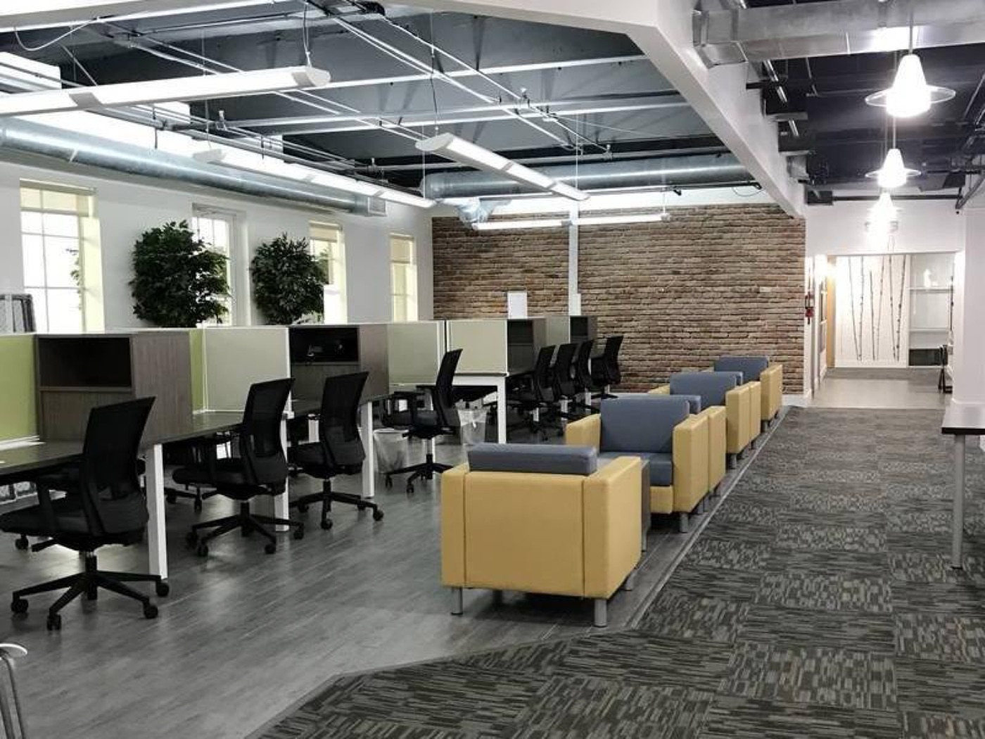 Business center 2000 Ponce De Leon Blvd, Coral Gables, Fl Rent office 2000 Ponce De Leon Blvd, Coral Gables, Fl — photo 4