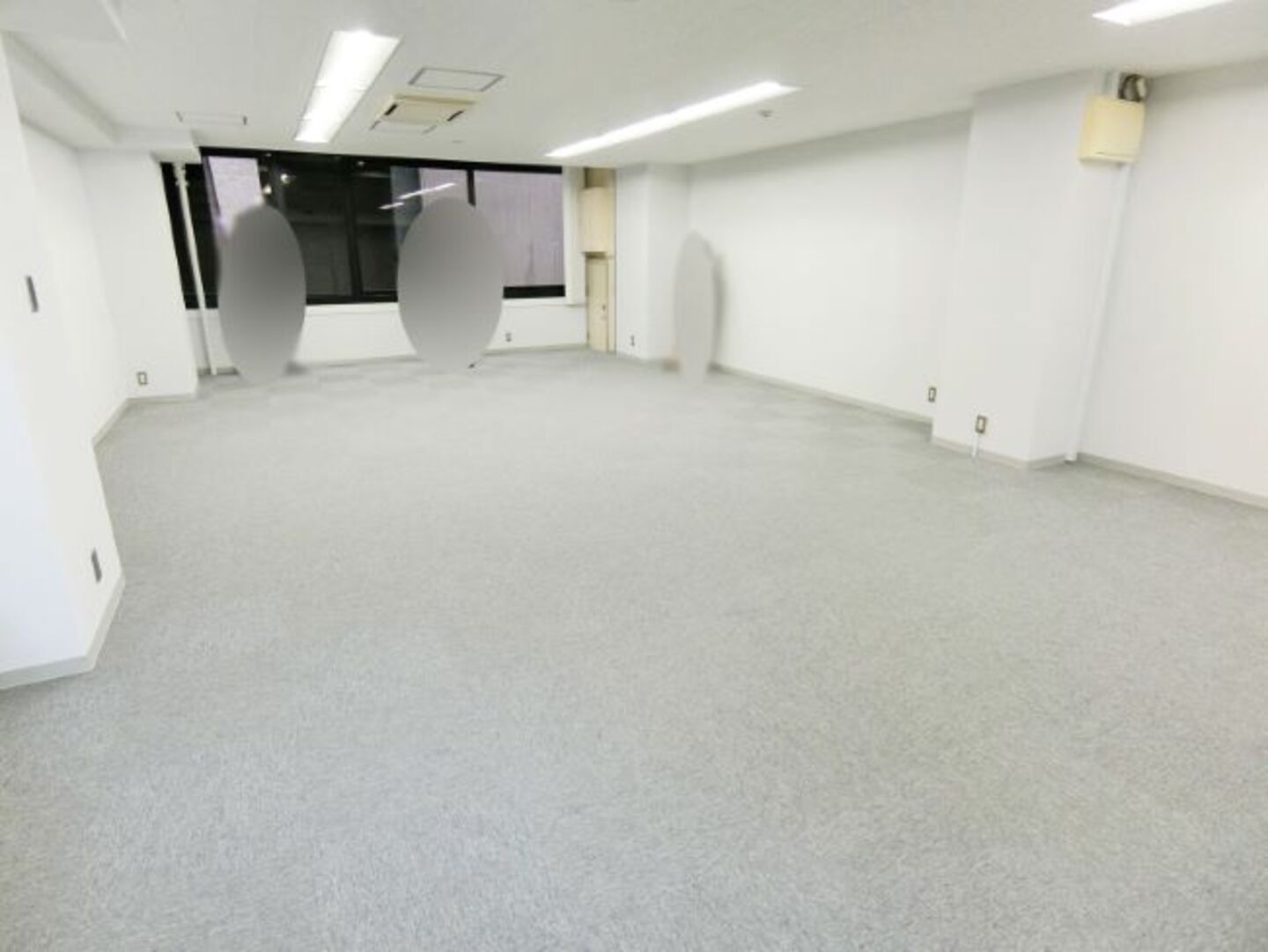 Business center Toyo Building Toyo Building — photo 9 of 12