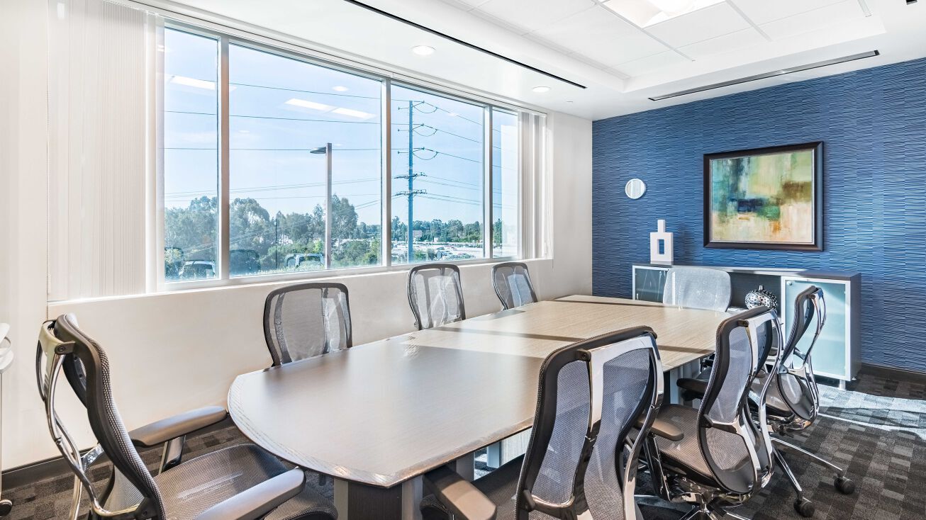 Rent office Cush Plaza — photo 1