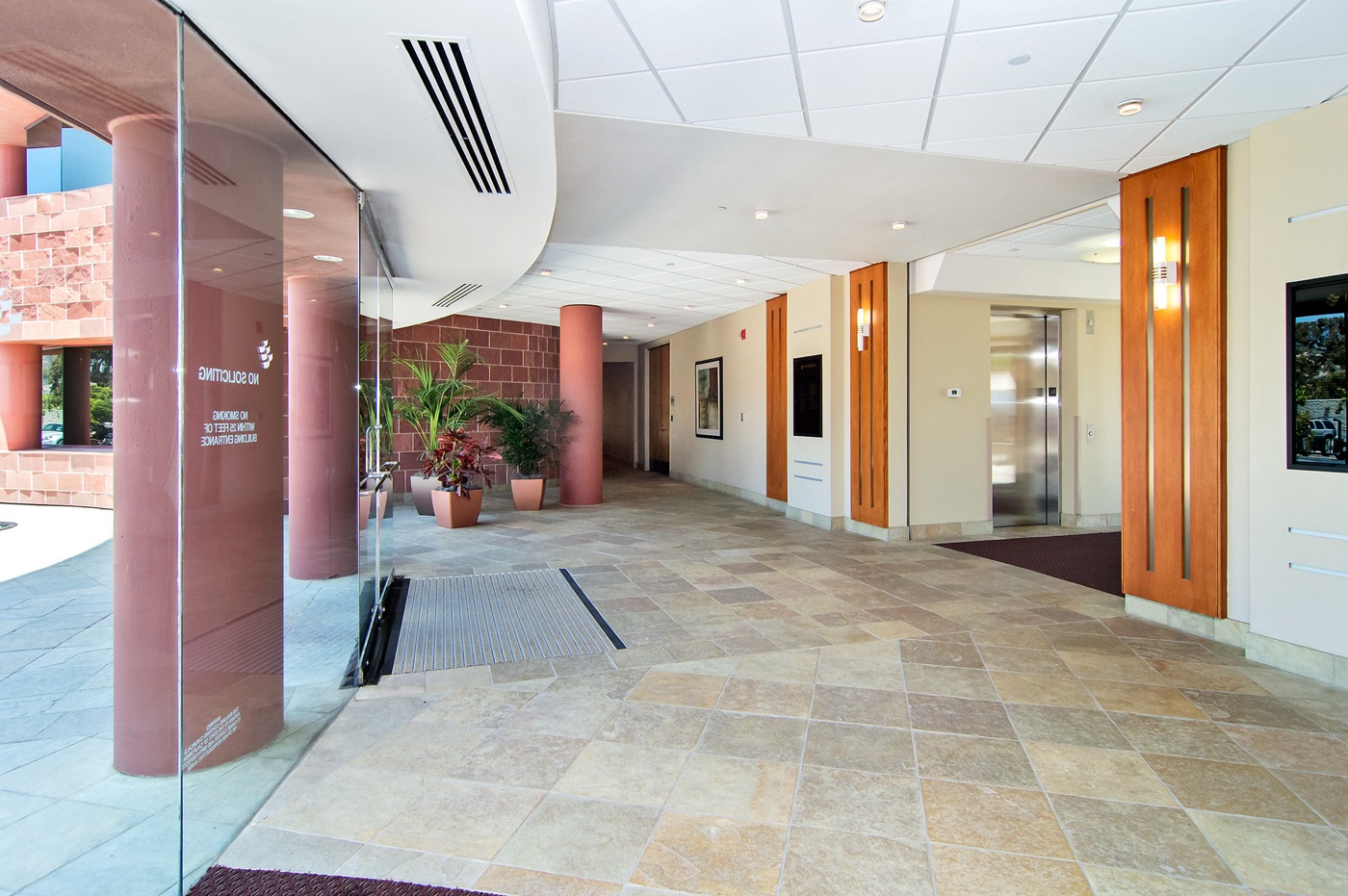 Rent office 11440 West Bernardo Court — photo 4
