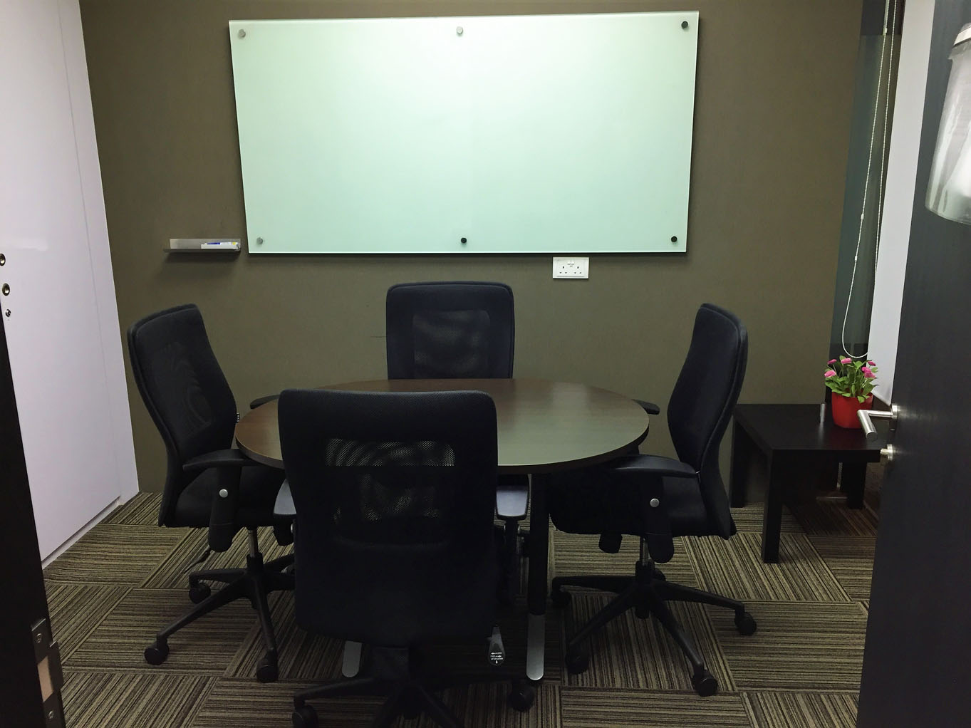 Pusat perniagaan 143 Cecil Street, #03-01 GB Building Rent office 143 Cecil Street, #03-01 GB Building — photo 5
