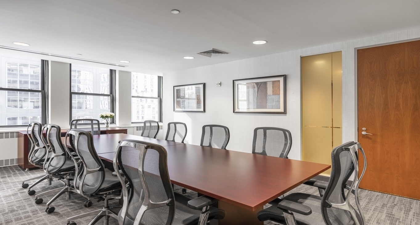 Rent office 445 Park Avenue — photo 6