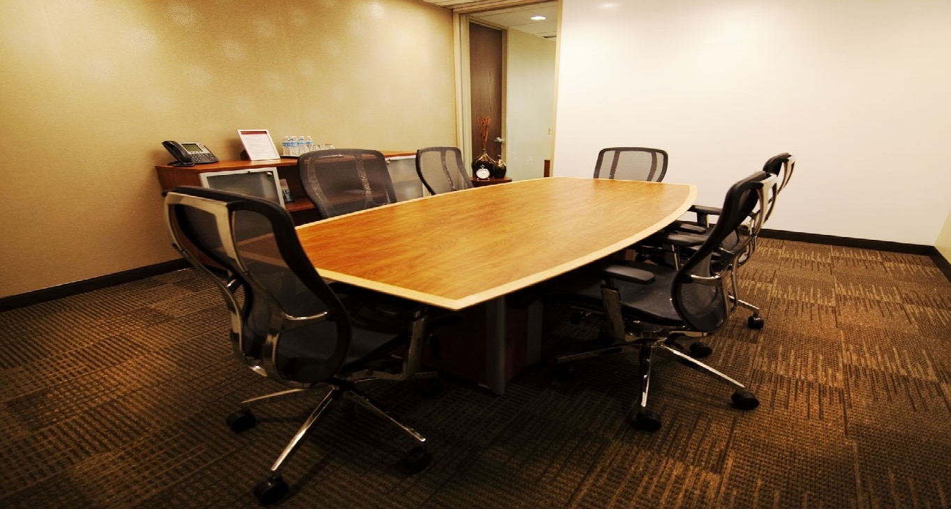 Rent office 4514 Cole Avenue — photo 3