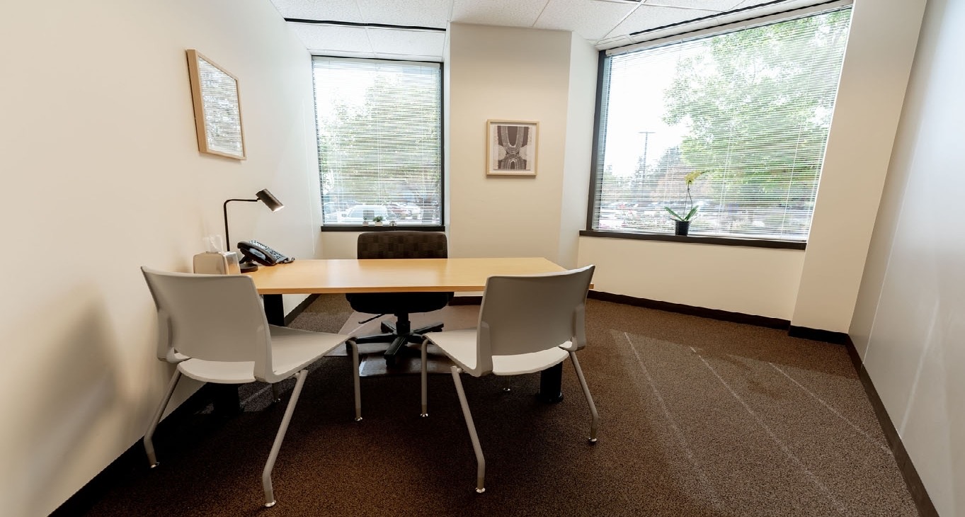 Rent office 4610 S. Ulster, Suite 150 — photo 5