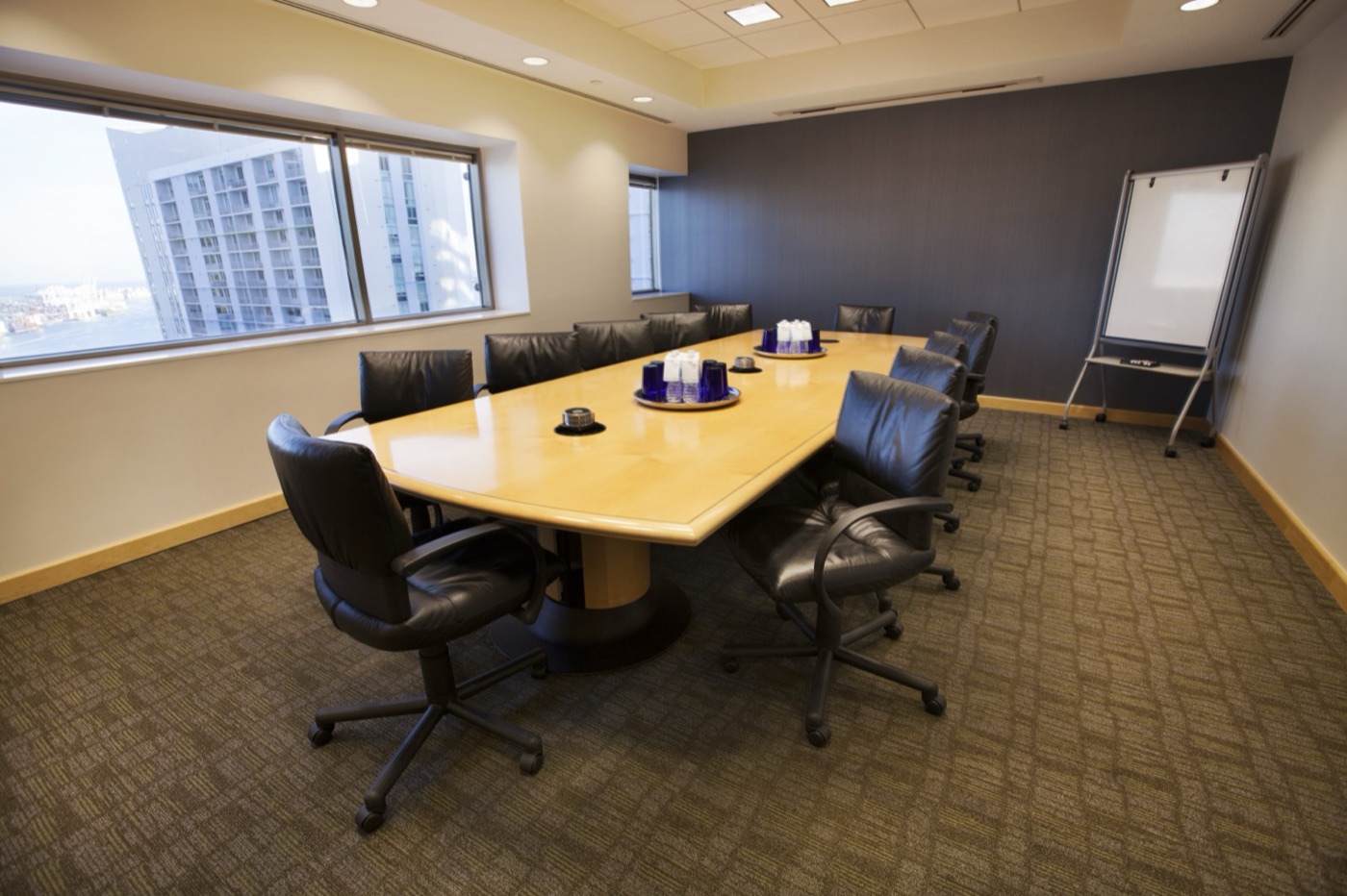 Rent office 201 S Biscayne Blvd — photo 5