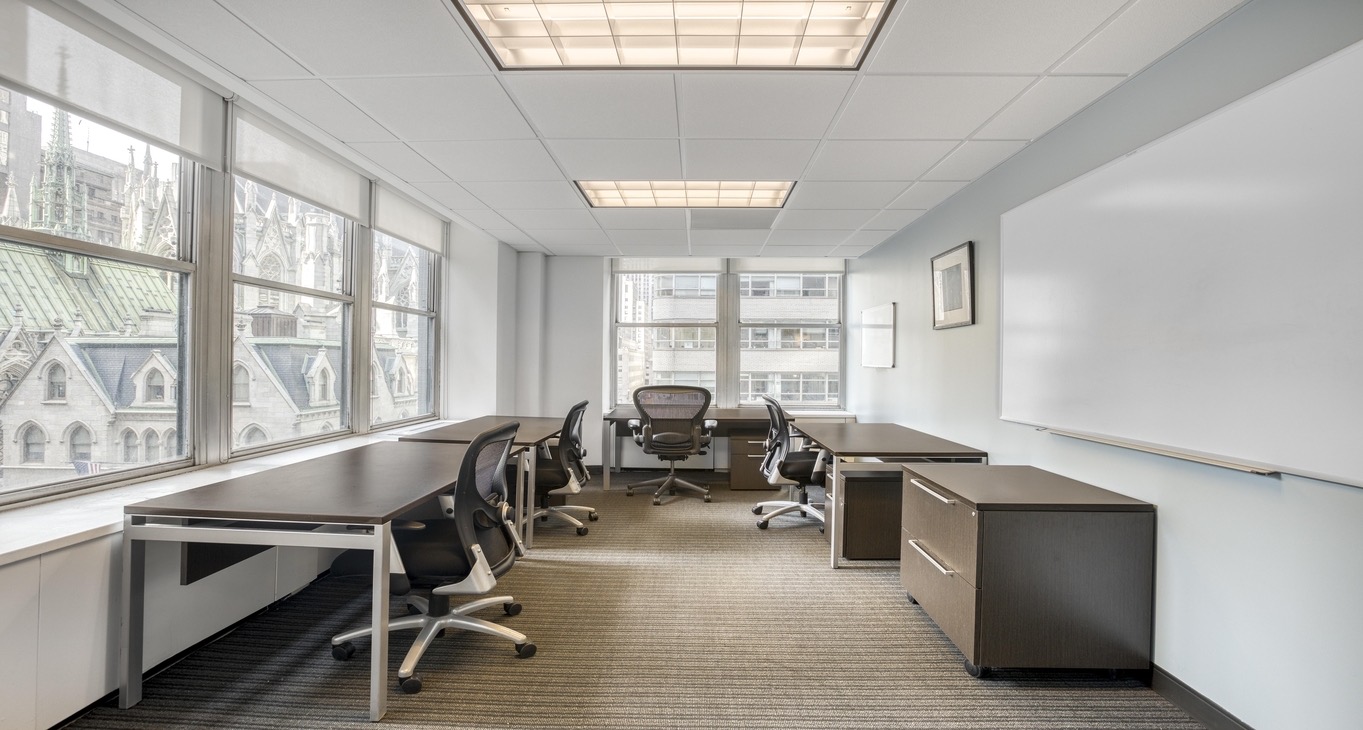 Pusat perniagaan 477 Madison Avenue Rent office 477 Madison Avenue — photo 4