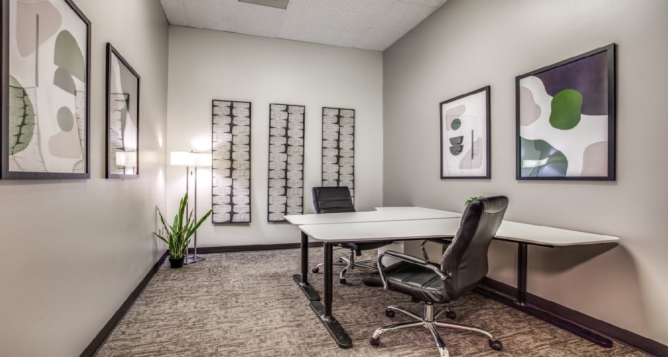 Rent office 4925 Greenville Ave — photo 10
