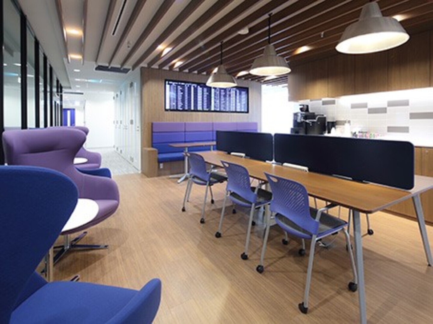 Business center 3-3-2 Haneda Kuko Rent office 3-3-2 Haneda Kuko — photo 2