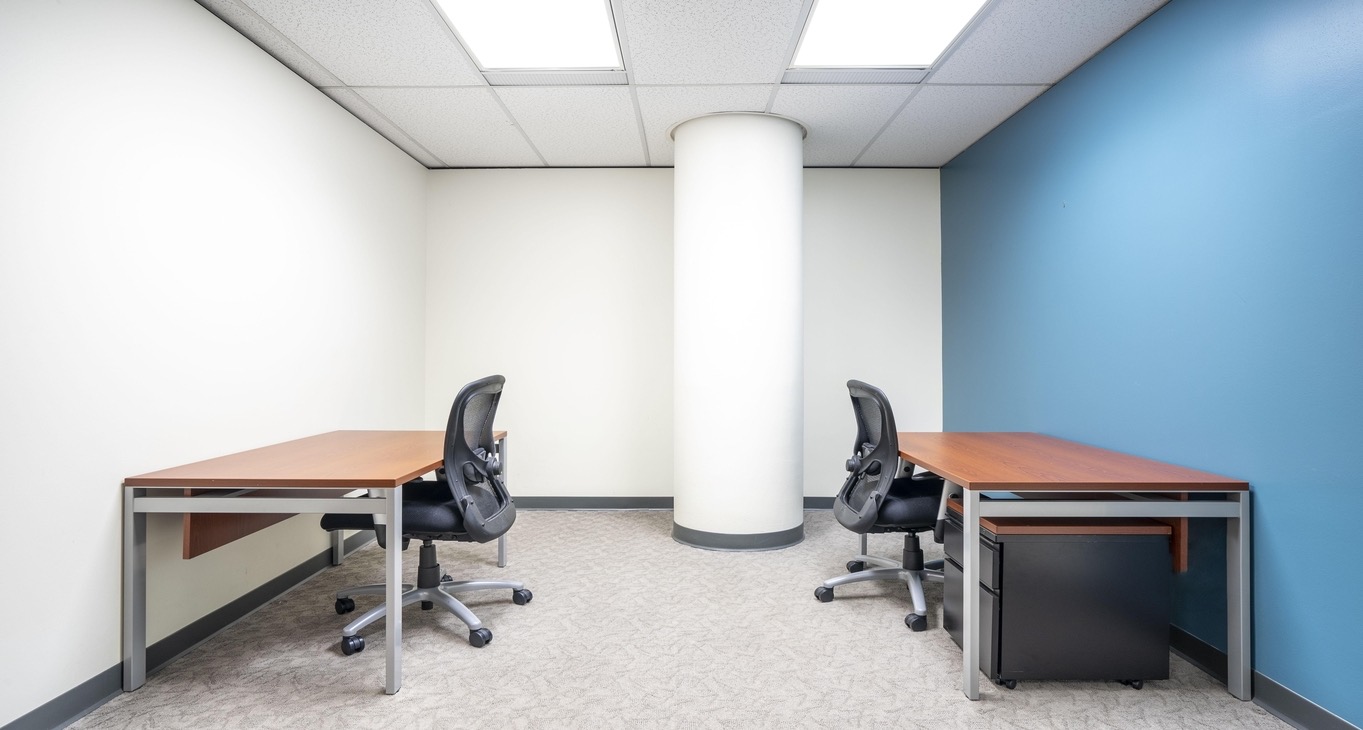 Rent office 5050 Quorum Drive — photo 2