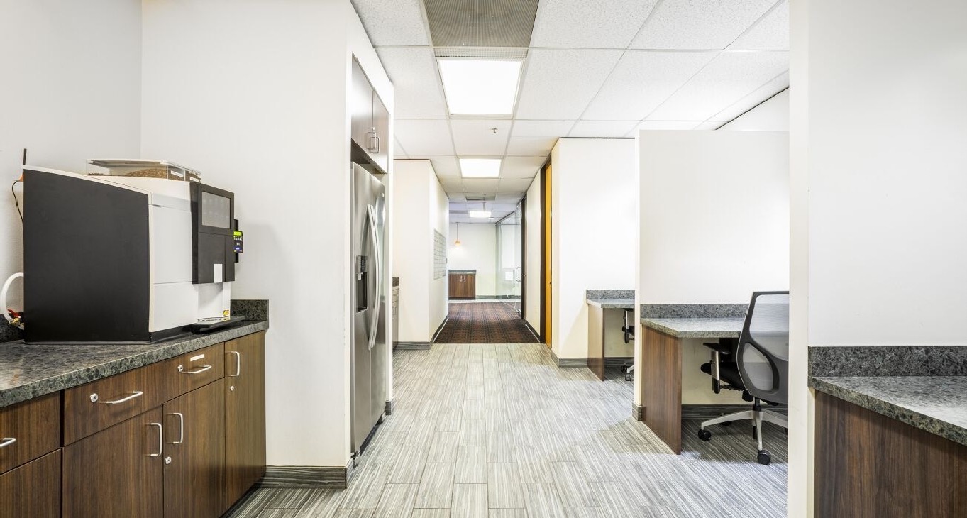 Rent office 5050 Quorum Drive, Suite 700 — photo 9
