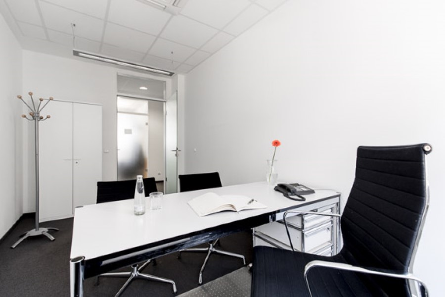 Rent office Unsöldstraße 2 — photo 3