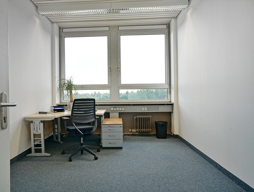 Business center Brunhamstraße 21 Rent office Brunhamstraße 21 — photo 1