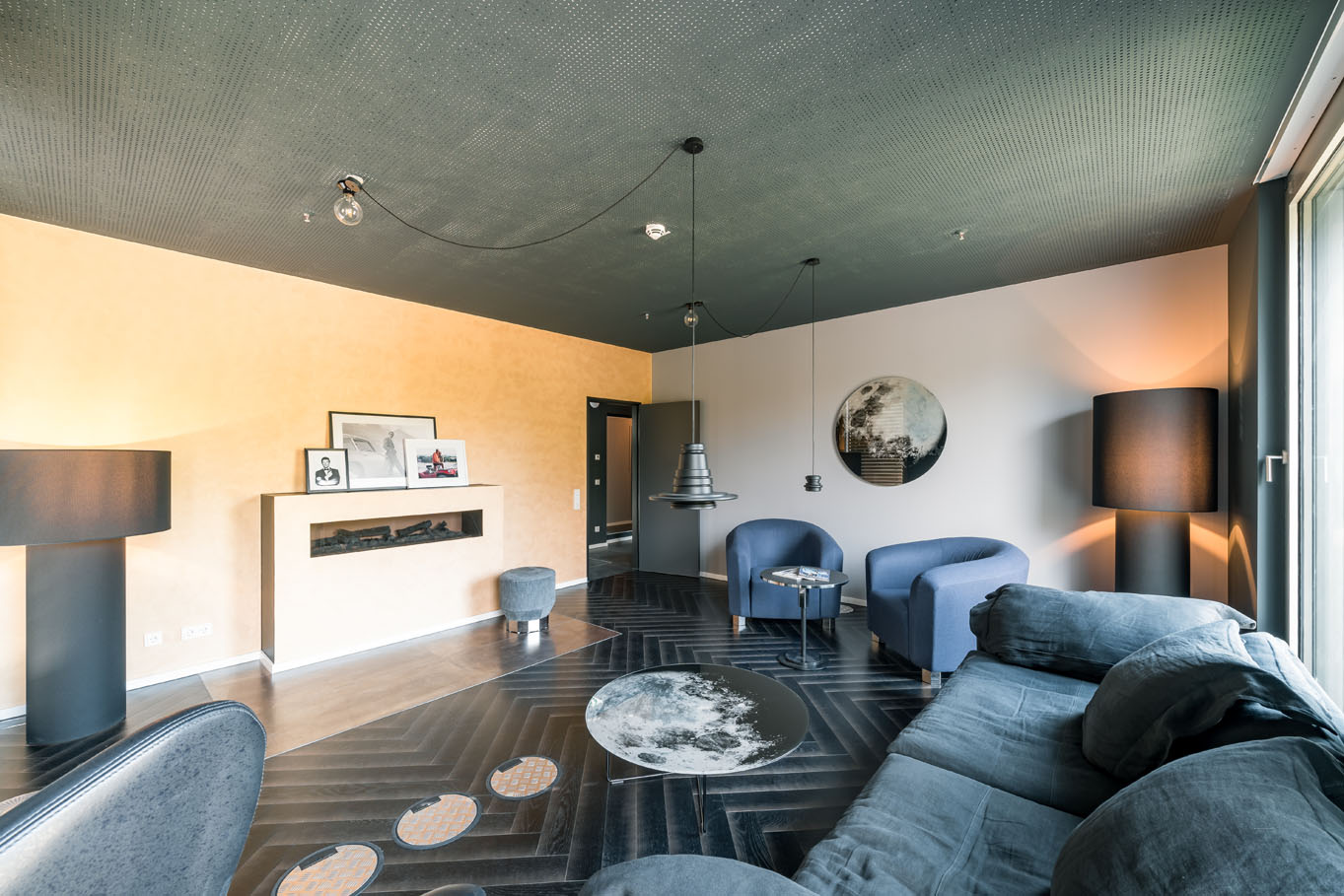 Rent office Leopoldstraße 180 — photo 1