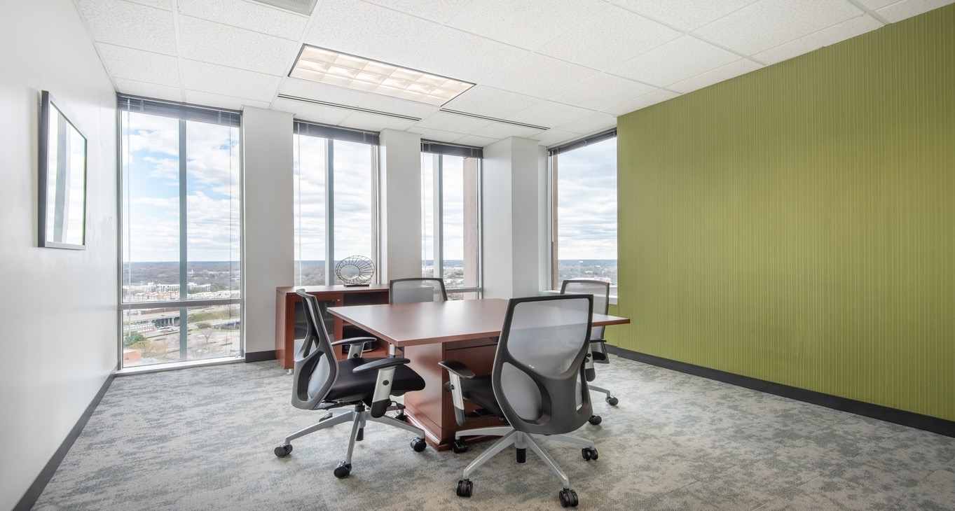 Rent office 525 North Tryon Street — photo 11