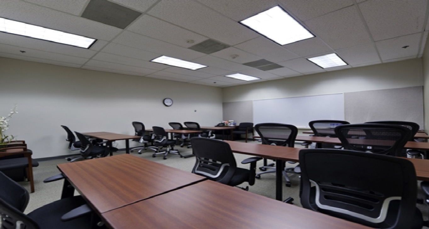 Rent office 5430 LBJ Freeway — photo 1