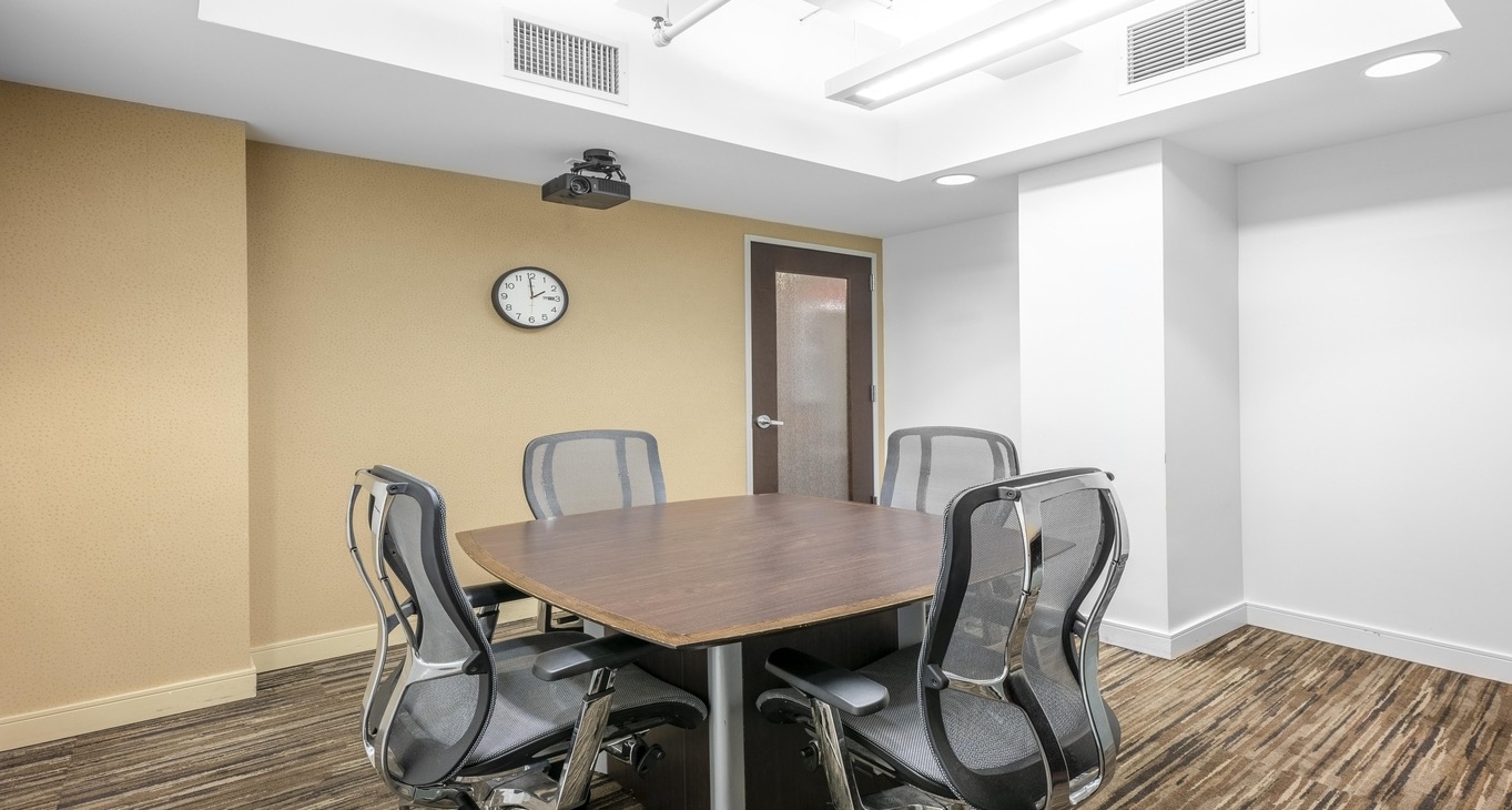 Pusat perniagaan 57 West 57th Street Rent office 57 West 57th Street — photo 3