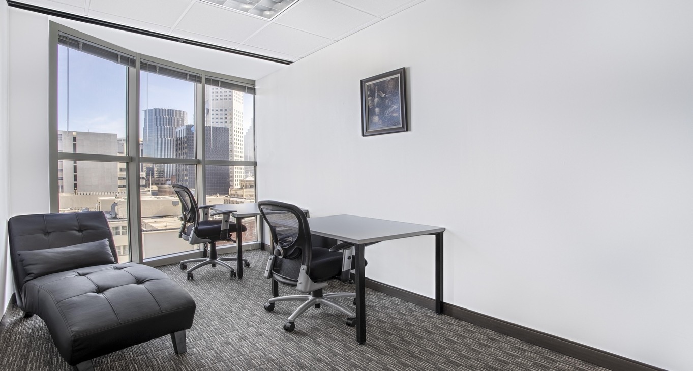 Rent office 580 California Street — photo 2