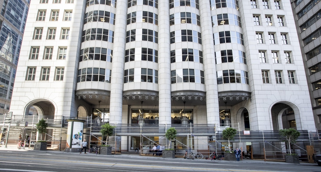 Rent office 580 California Street — photo 8