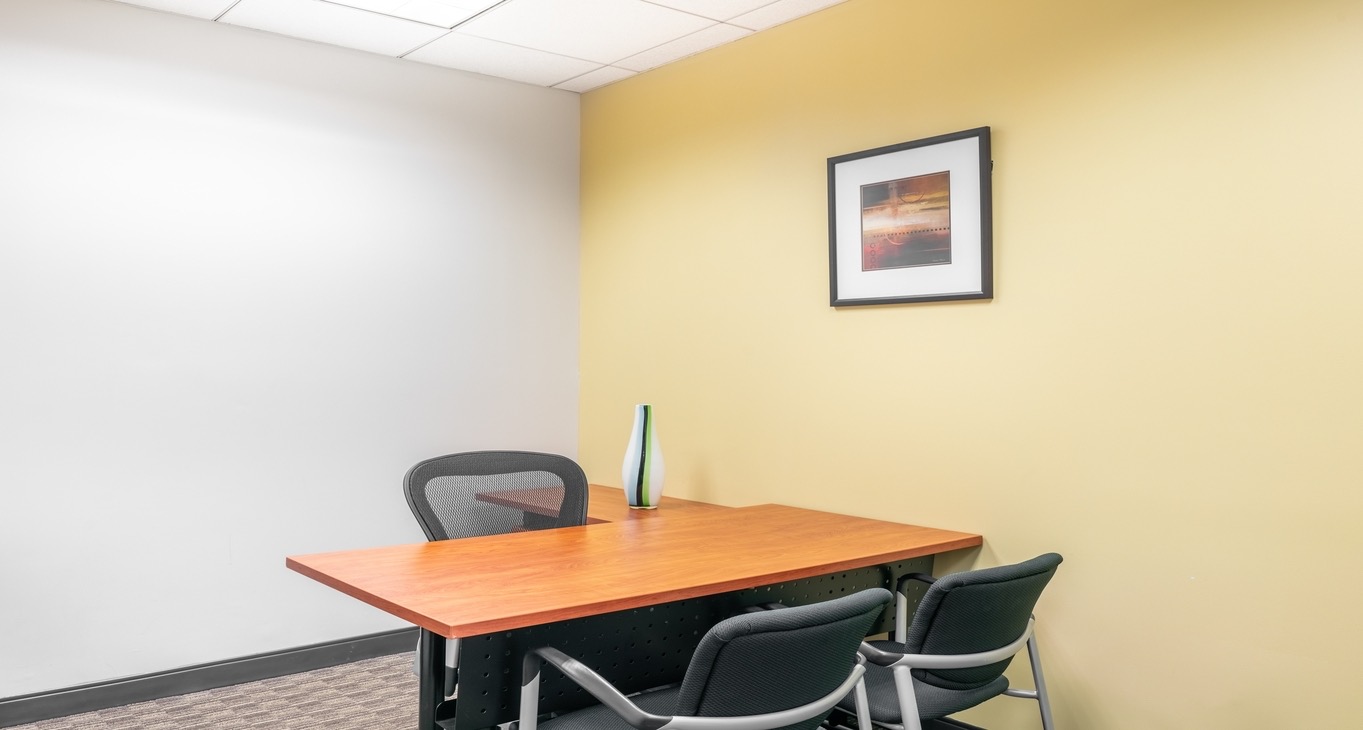 Pusat perniagaan 590 Madison Avenue Rent office 590 Madison Avenue — photo 7