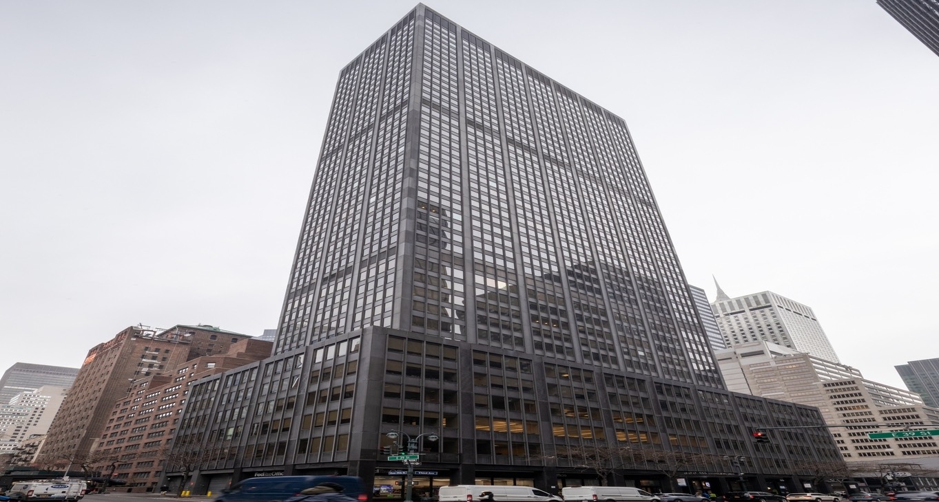 Rent office 600 Third Avenue — photo 8