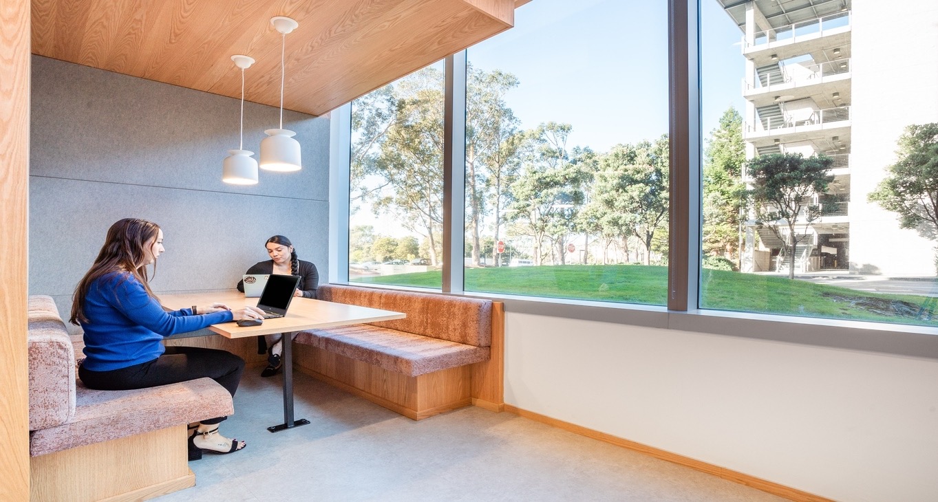 Rent office 611 Gateway Boulevard — photo 10