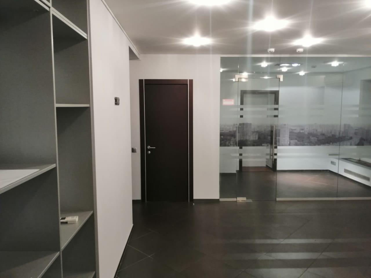Rent office Yuliusa Fuchika 6s2 — photo 5