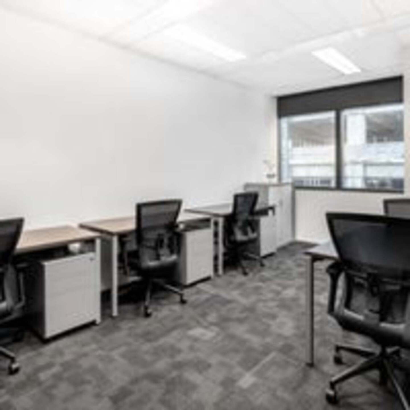 Rent office 34 Floor, 77 Robinson Road — photo 4