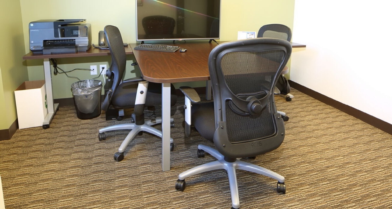 Rent office 7000 Caton Farm Road — photo 9