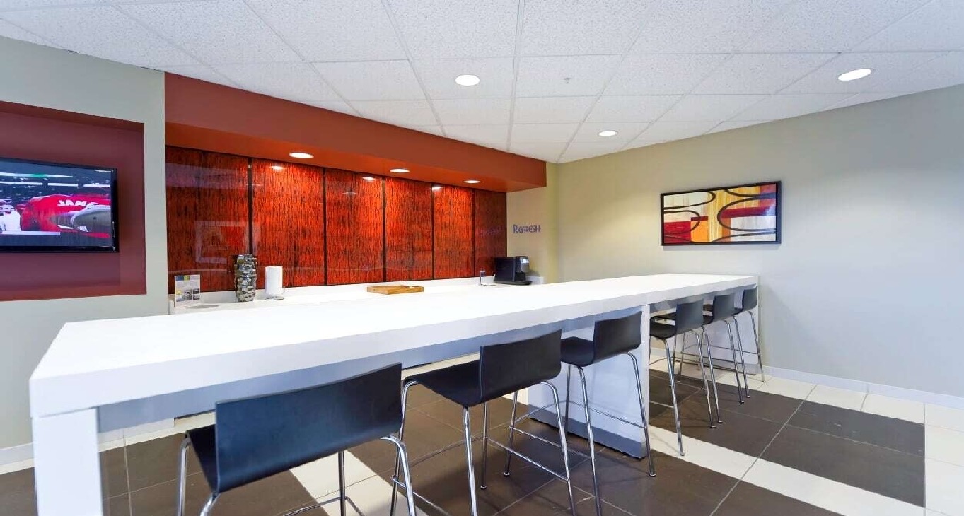 Rent office 720 South Colorado Boulevard — photo 3