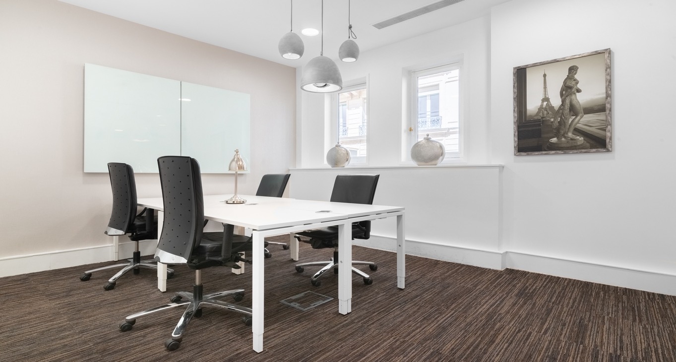Rent office 72 Rue du Faubourg Saint-Honore — photo 3