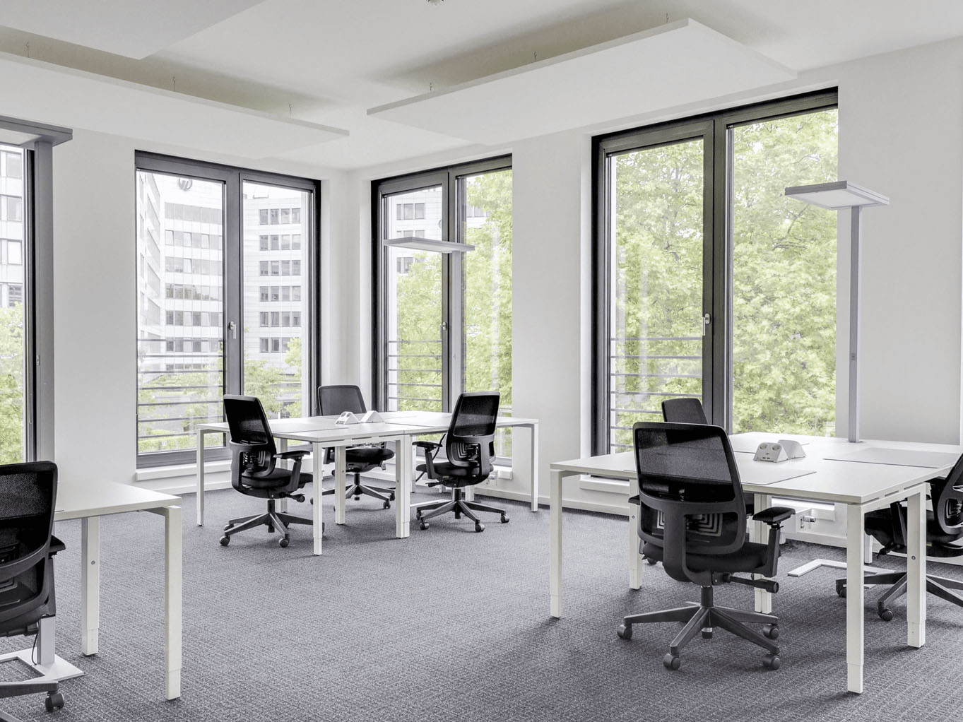 Rent office Makers Quarter — photo 8
