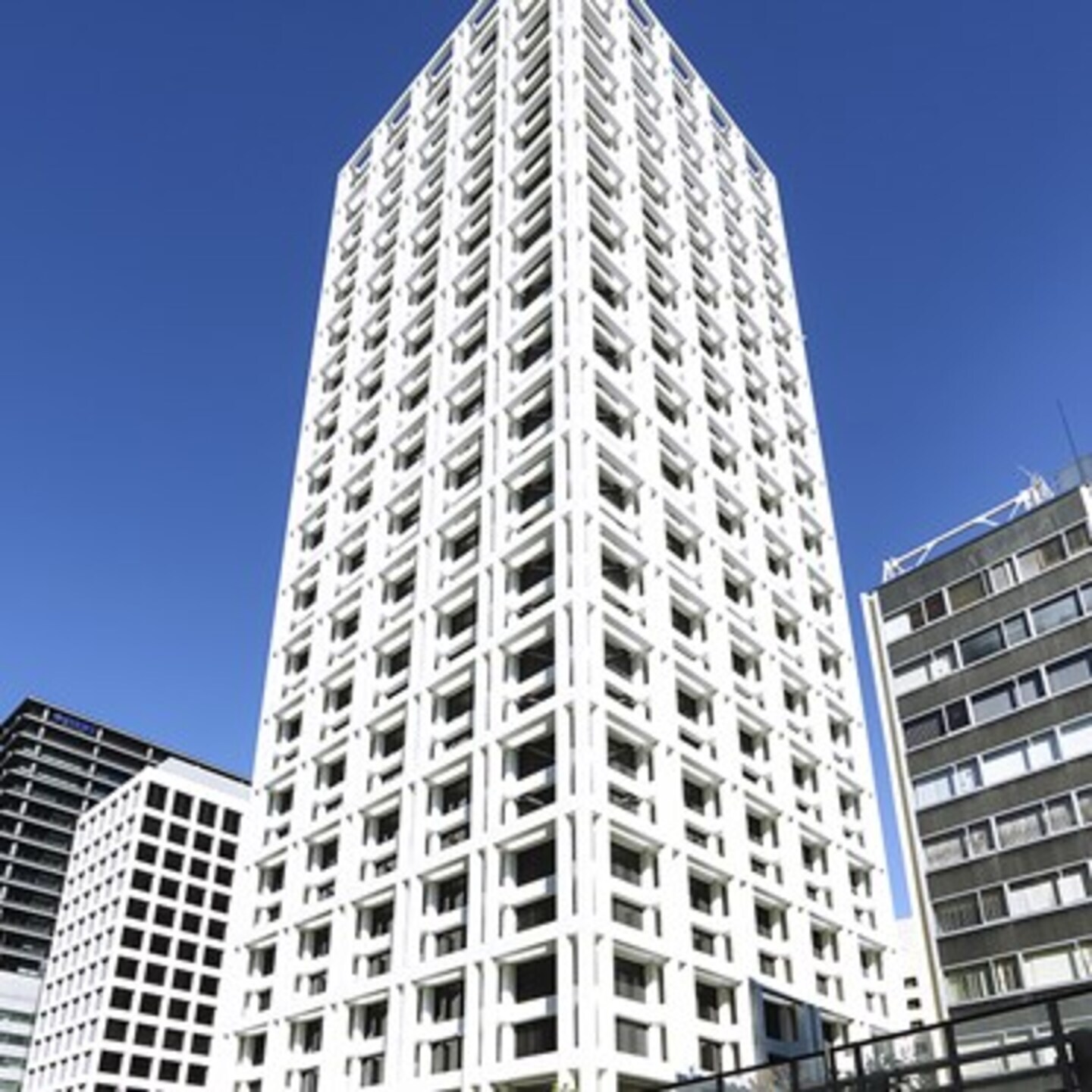 Business center Akasaka K Tower Rent office Akasaka K Tower — photo 18
