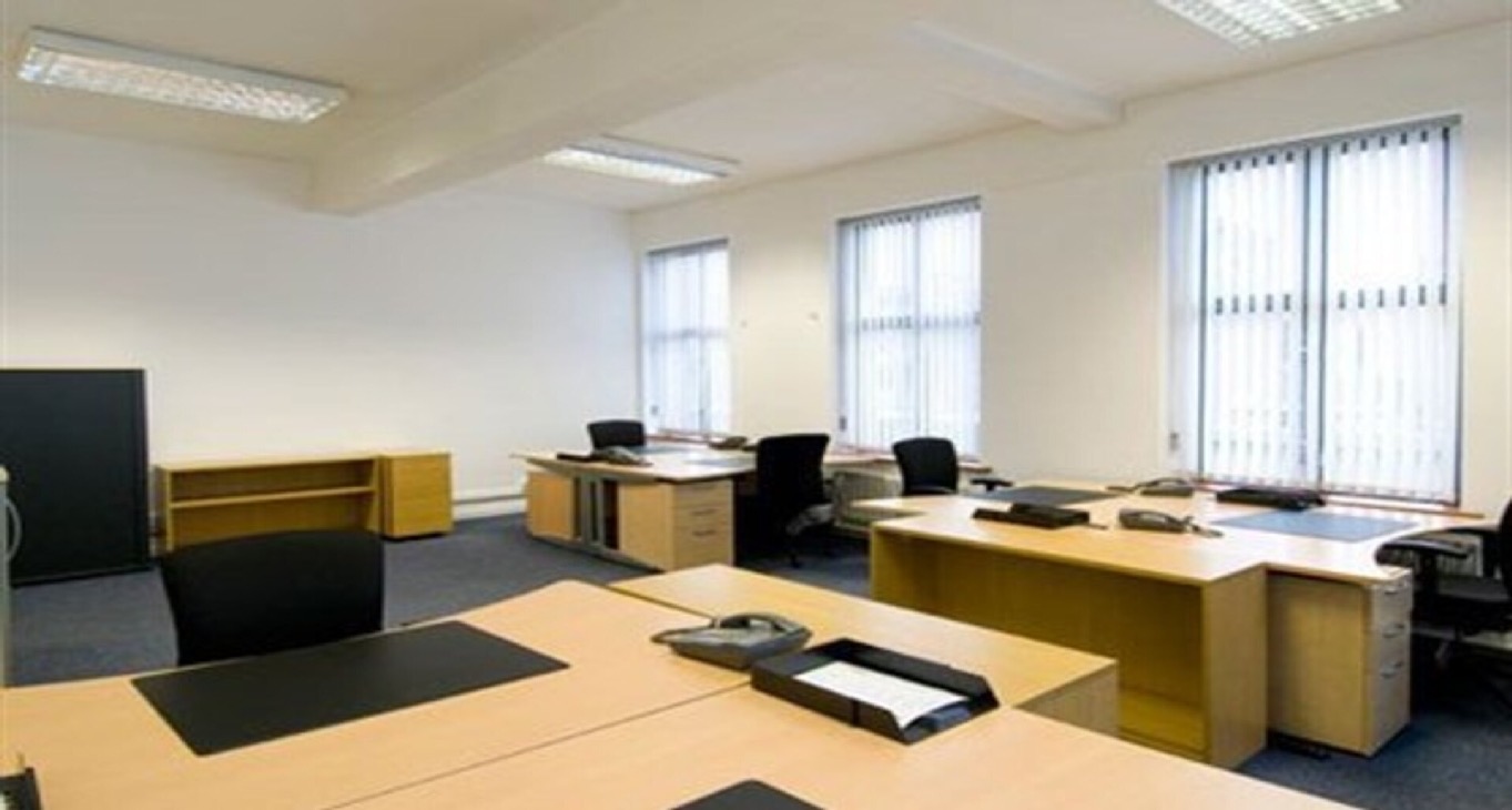 Rent office 81 Oxford Street — photo 9
