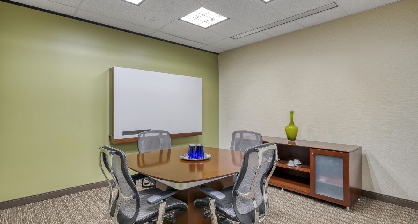 Business centrum 8300 FM 1960 West Rent office 8300 FM 1960 West — photo 4